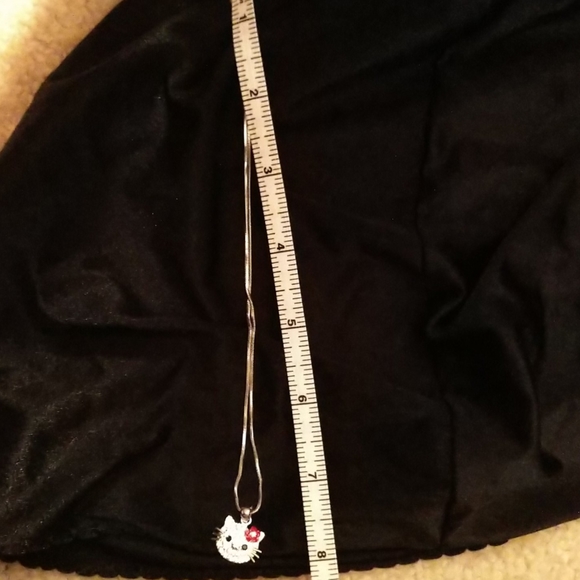 Hello Kitty costume necklace - Picture 2 of 2